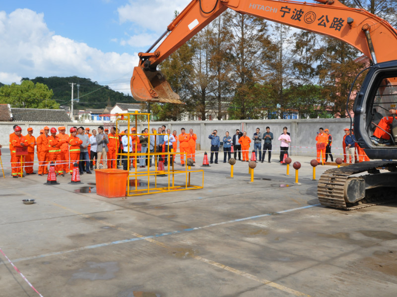 热烈祝贺2018年公路交通运输系统技能大赛圆满结束